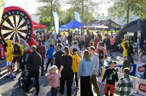 Fanzone før Molde-kampen på Aspmyra 2022. Fanzone+.